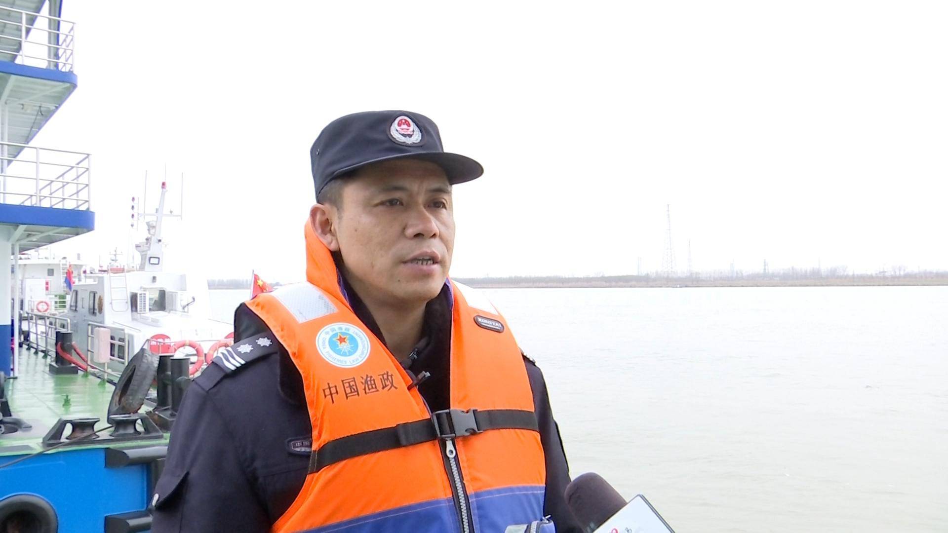 市农业综合行政执法支队渔政三大队大队长 赵锡荣:我们将持续开展联合