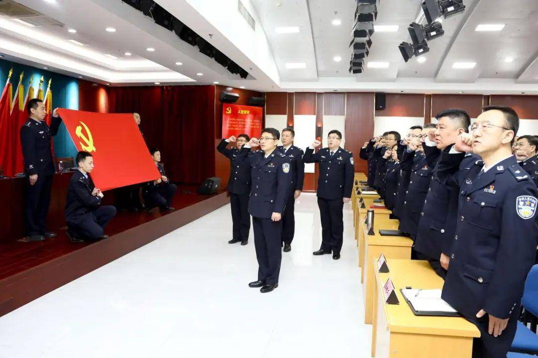 李斌任北京海关缉私局党组书记,局长,督察长