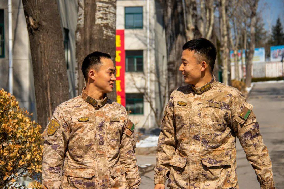 尊干爱兵 兵兵友爱 | 有这样的人"导航",战士军旅路上不迷失_刘栋
