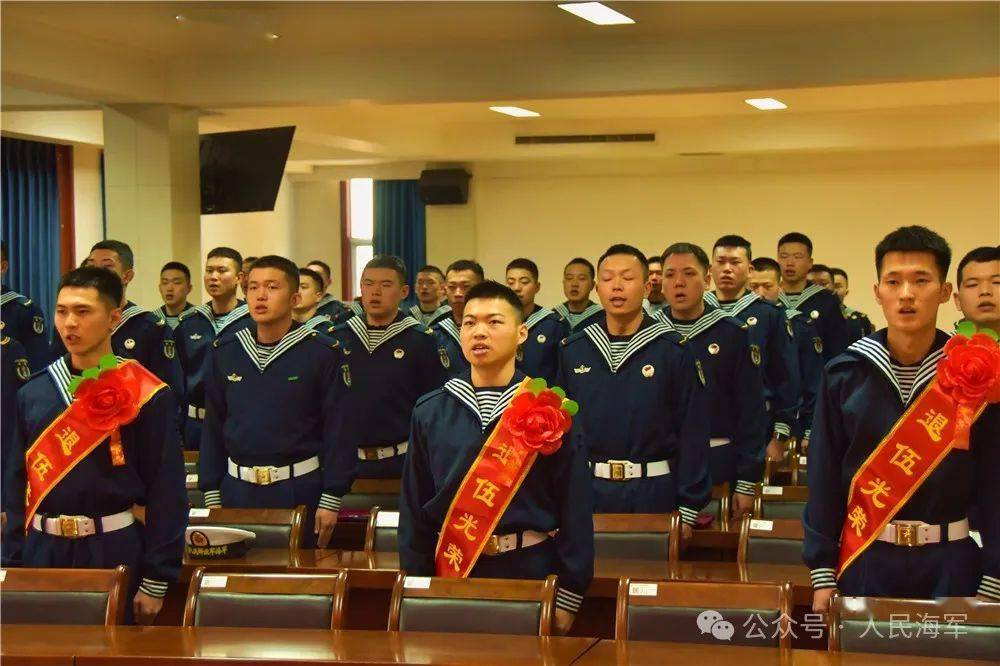 想看的画面都在里面_海军_退役_战区