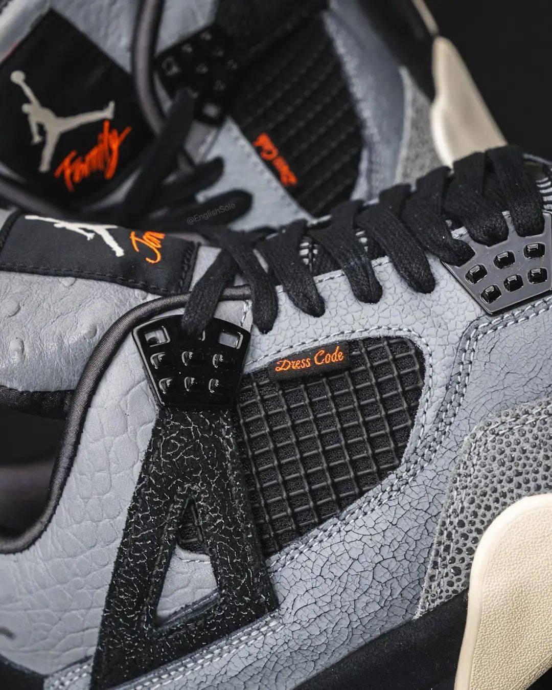 细节太多了一双超豪华的aj4突然曝光