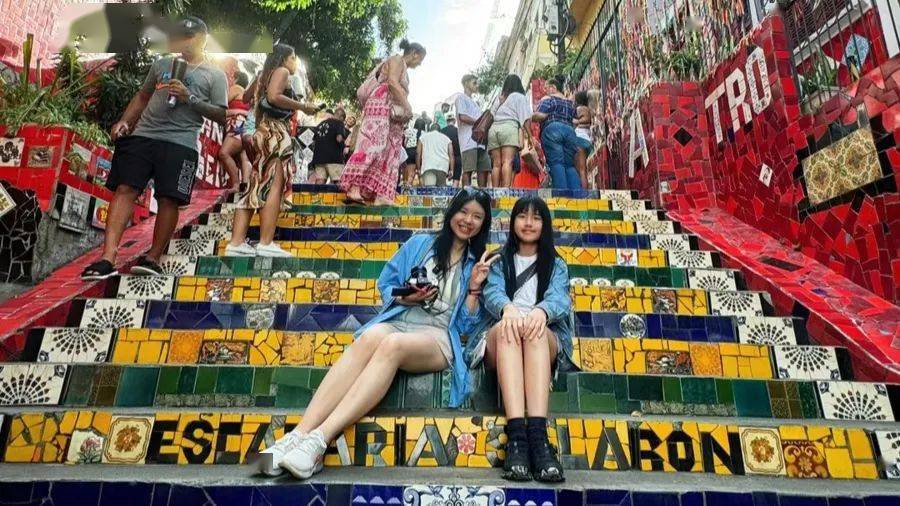 2023年岁末,上海妈妈tinco带着女儿斯嘉丽,一起踏上了一趟特殊的环游