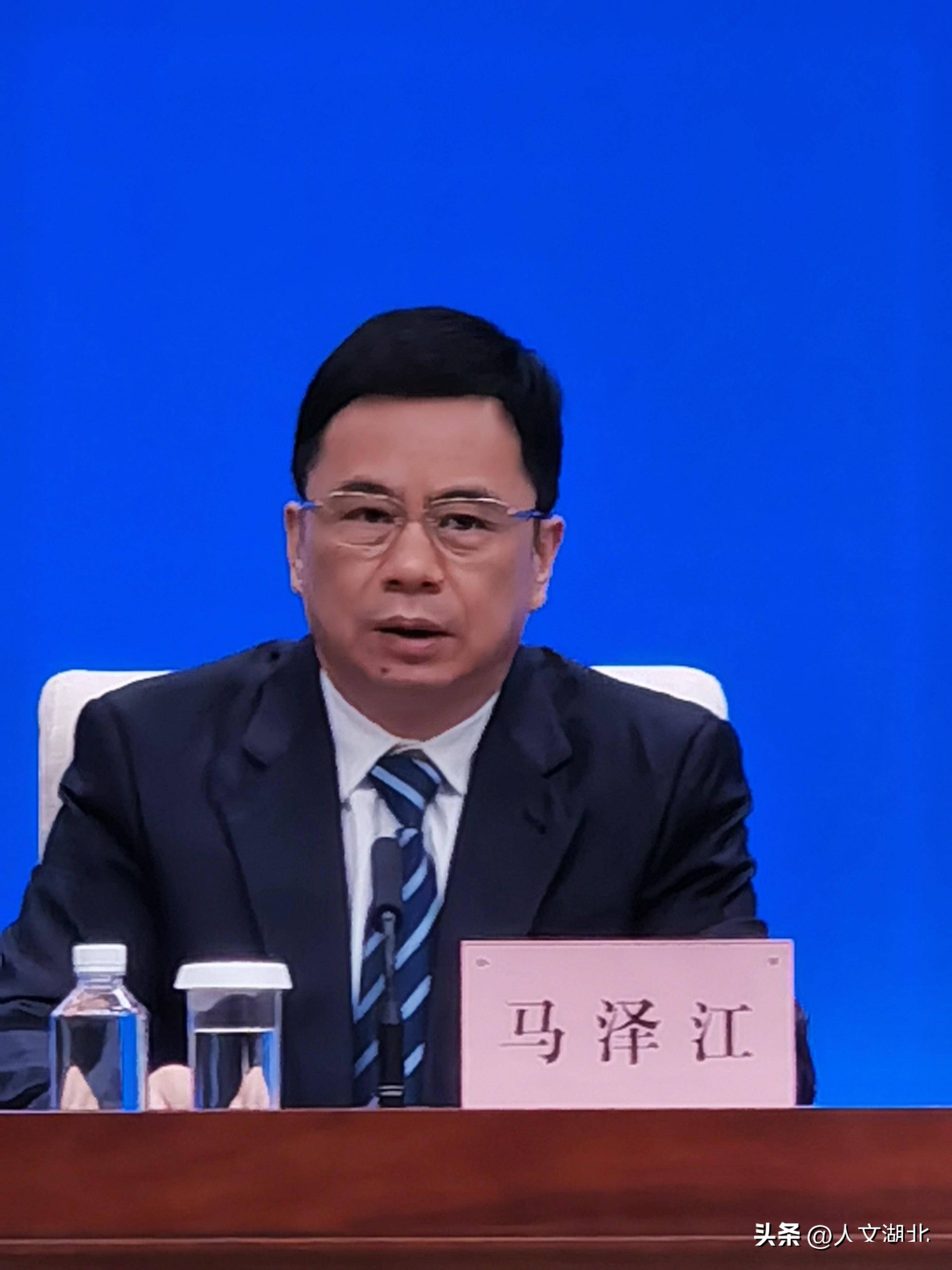 1亿元,受惠企业达到40万户次;区域性统一评价改革成果免费应用,减免