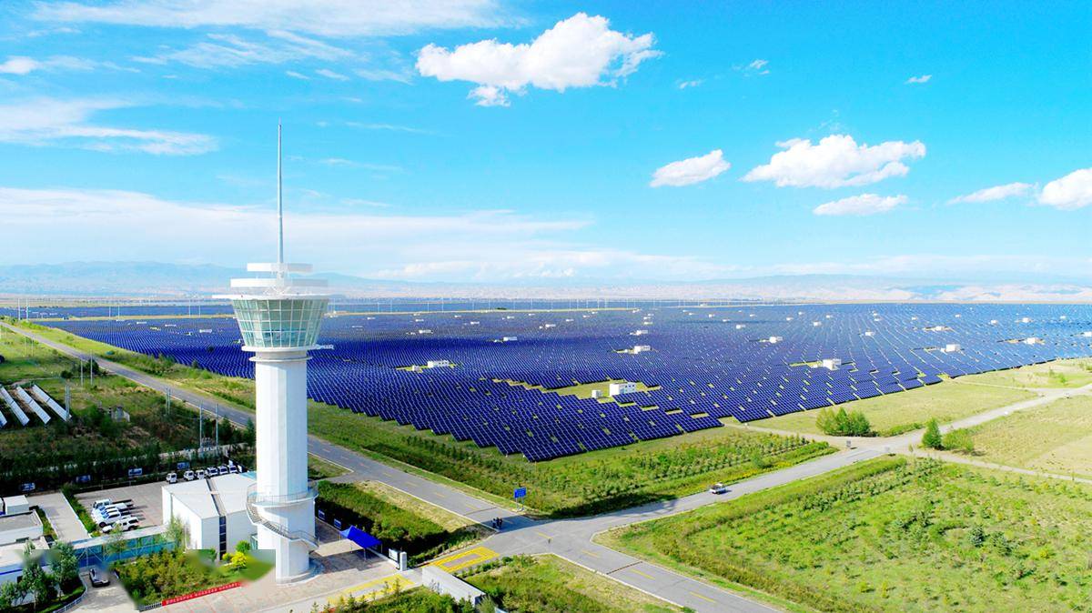 春风又绿黄河岸丨青海:全力打造国家清洁能源产业高地_发电_建设_世界