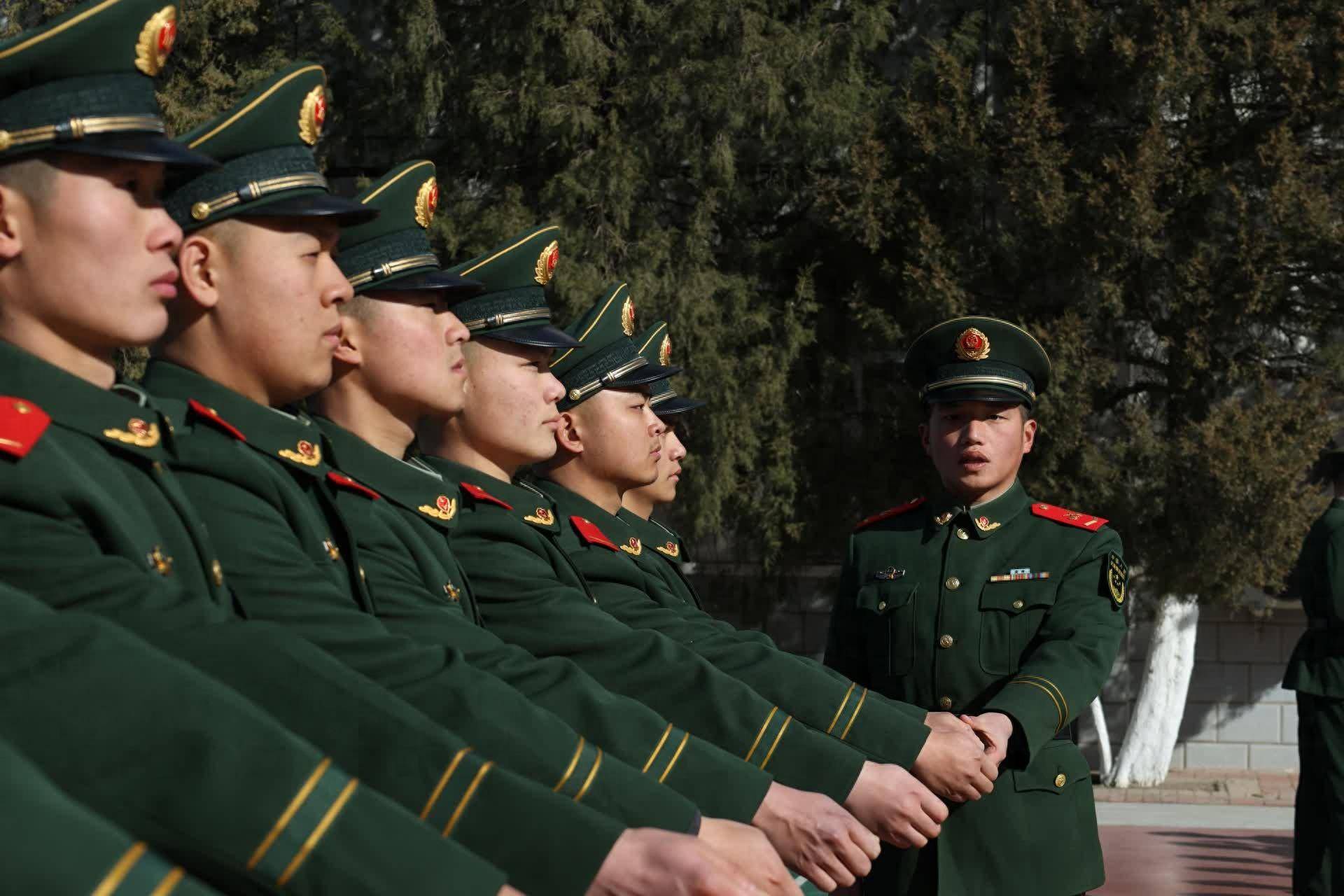 妙招频出 助力新战友度过“第二适应期”_教育_思想_新兵连