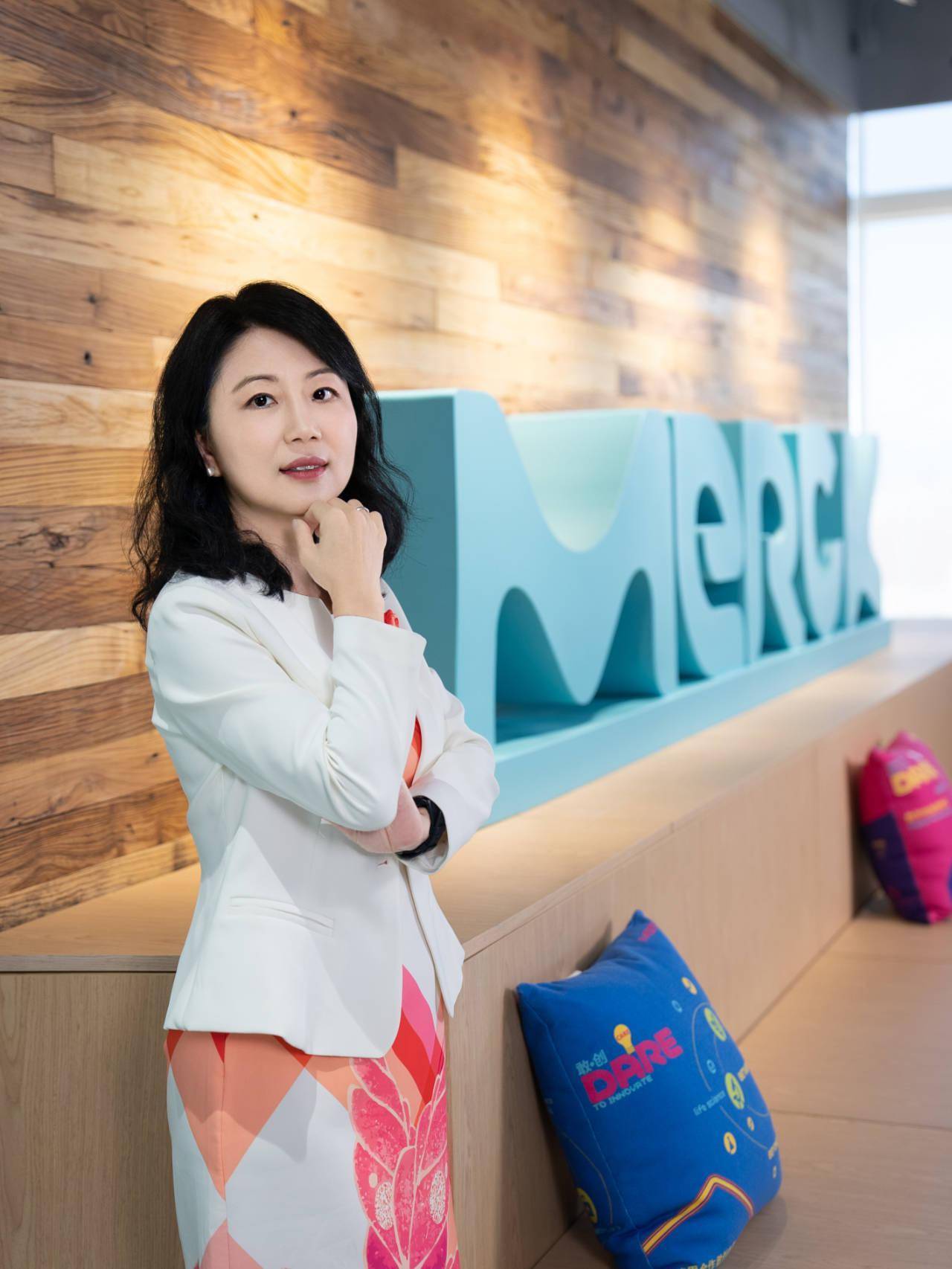 跨国企业女性高管张巍打造默克朋友圈融入中国产业生态