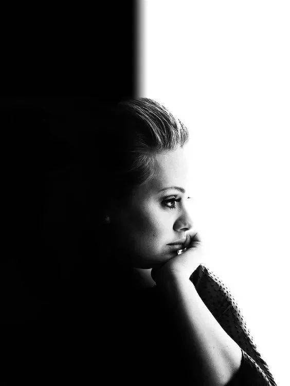 世界顶级摄影师拍的100张经典女性照片,优雅又美丽~_photo_by_hanson