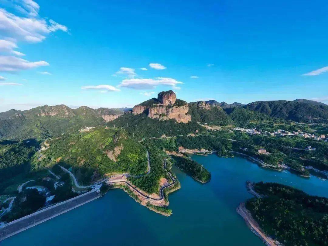 放假半天还有景区半价地铁免费
