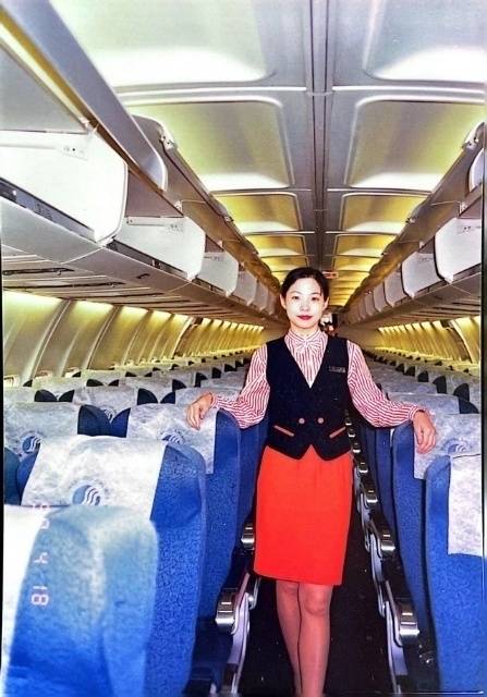 山航第一批空姐今天光荣退休