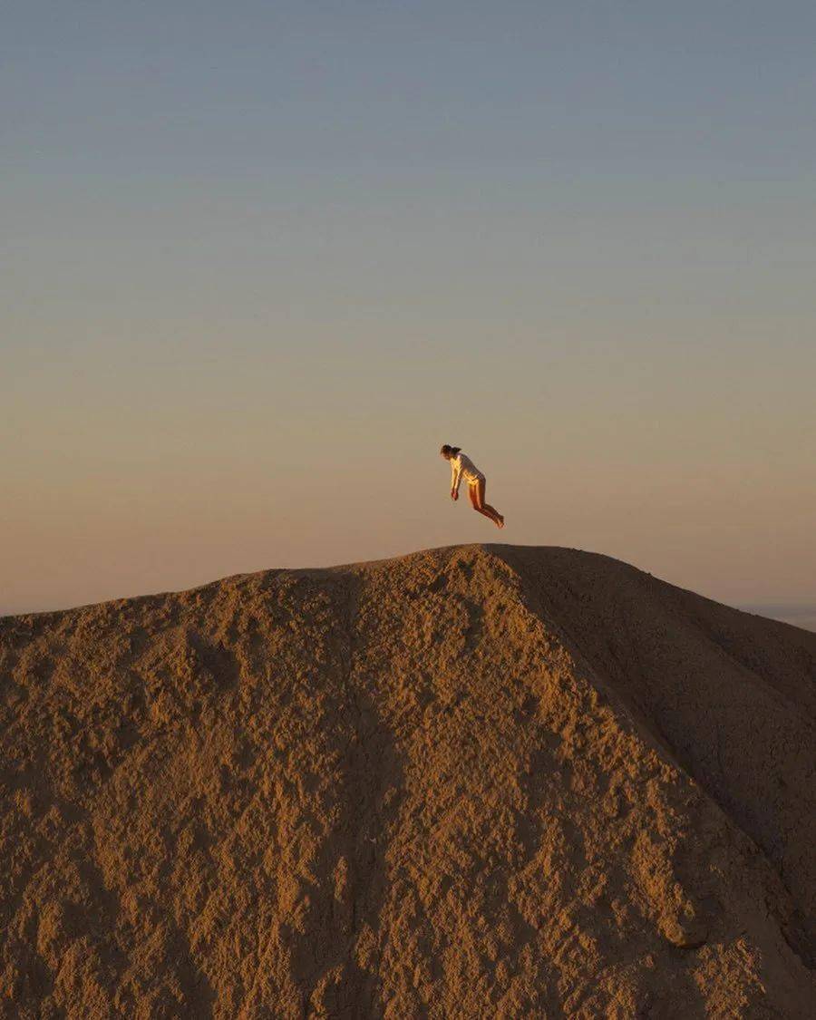 她拒绝命运安排的那些事她只想做自己