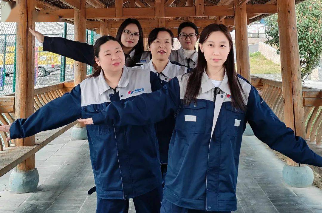 岗明文帼巾在企业转型发展的市场环境下,涉足新的施