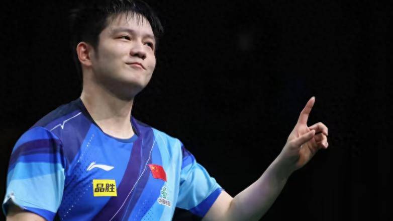 樊振东被分死亡半区,与美女球手合唱,王楚钦林高远将在下半区展开争夺