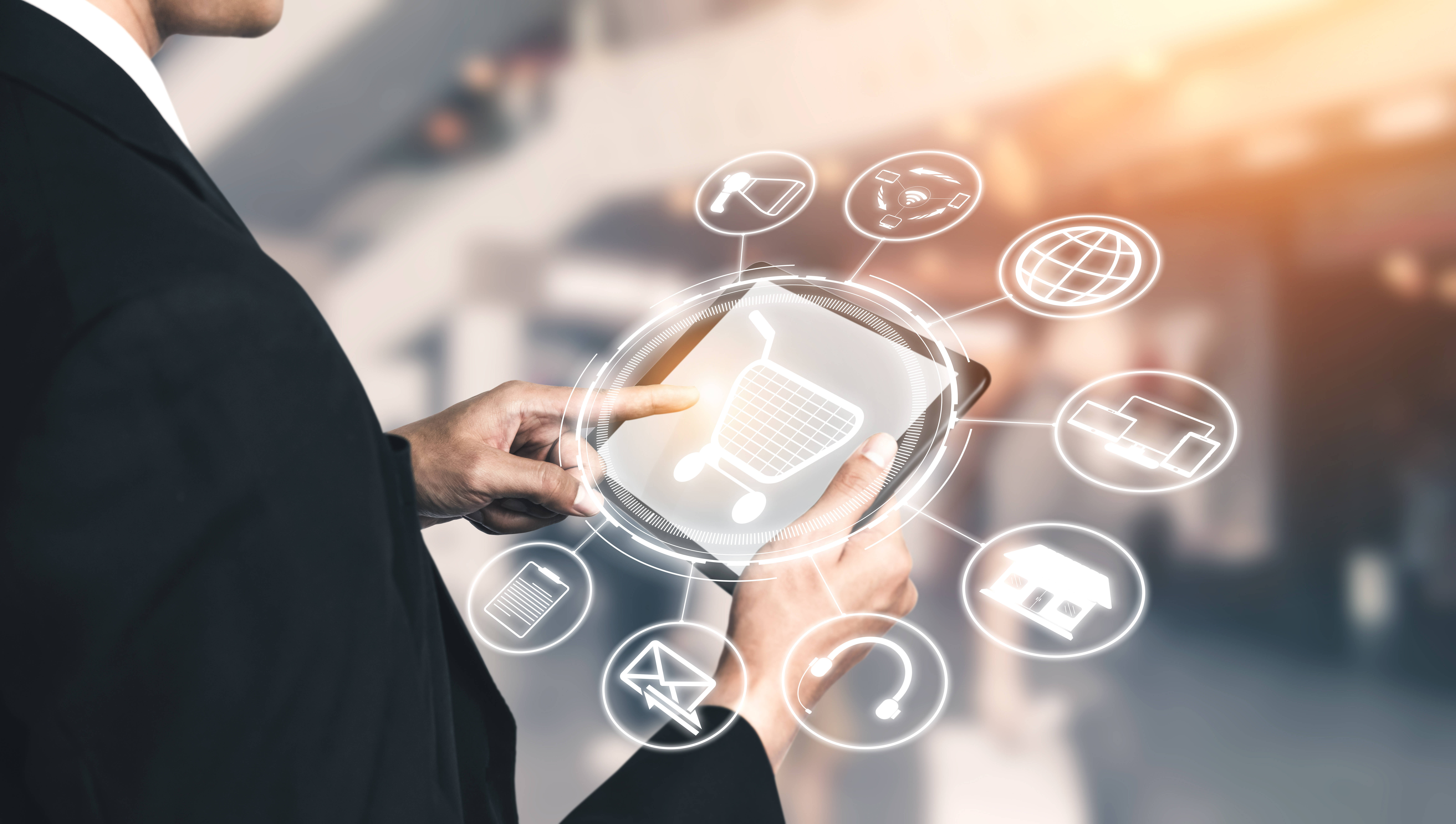 委员们热议中国企业如何更好出海深度融入海外生态护航高质量走出去