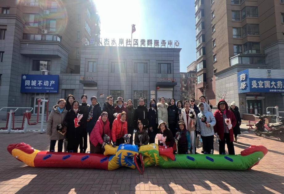 文明实践道义街道67开展巾帼繁花春绽芳华妇女节主题活动