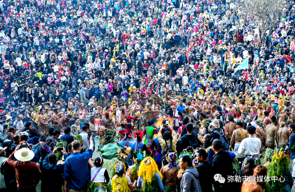 弥勒祭火节3月12日约起万人狂欢