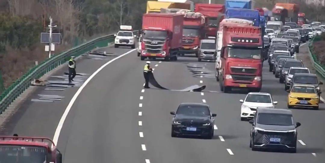 合肥往安庆高速突发紧急处置