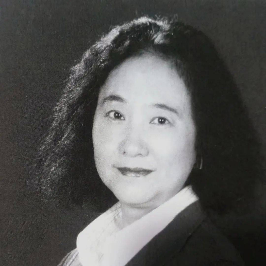 展览江苏省民进开明书画院女画家联展以画会友共庆自己的节日