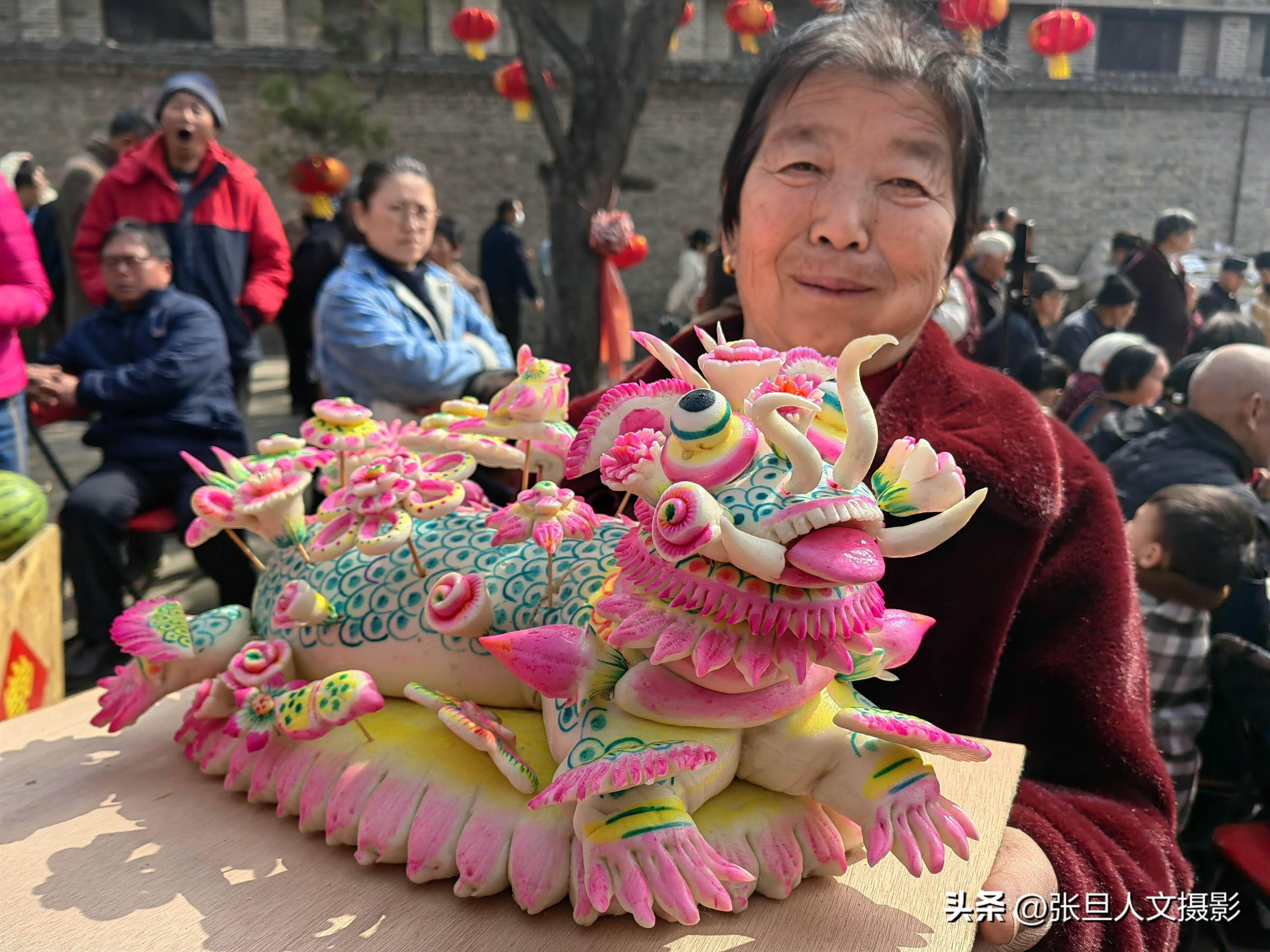临汾尧都区老年大学摄影班走进新绛阳王古镇感受不一样的民俗