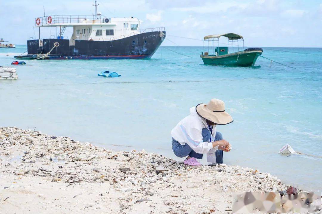 中国最霸气的城市坐拥8个机场却禁止外国人入内什么都免费不输马代但