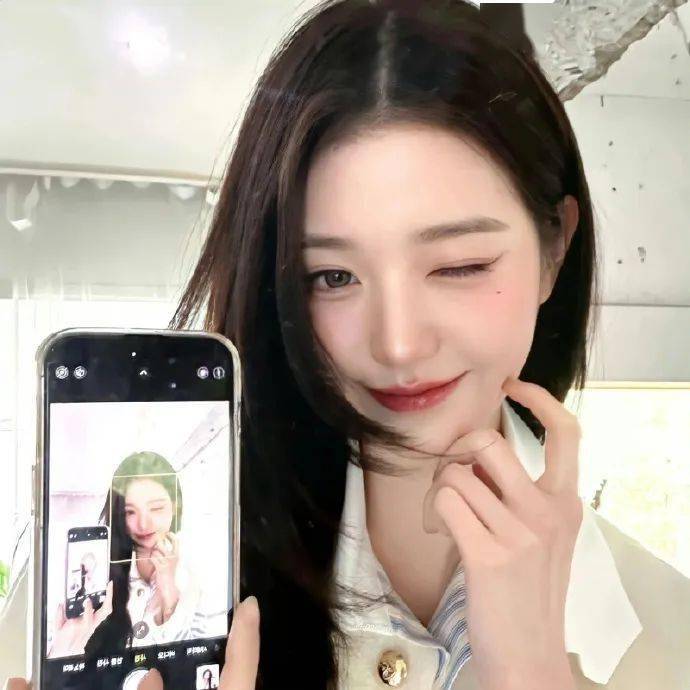 头像很难不心动的女生头像676767