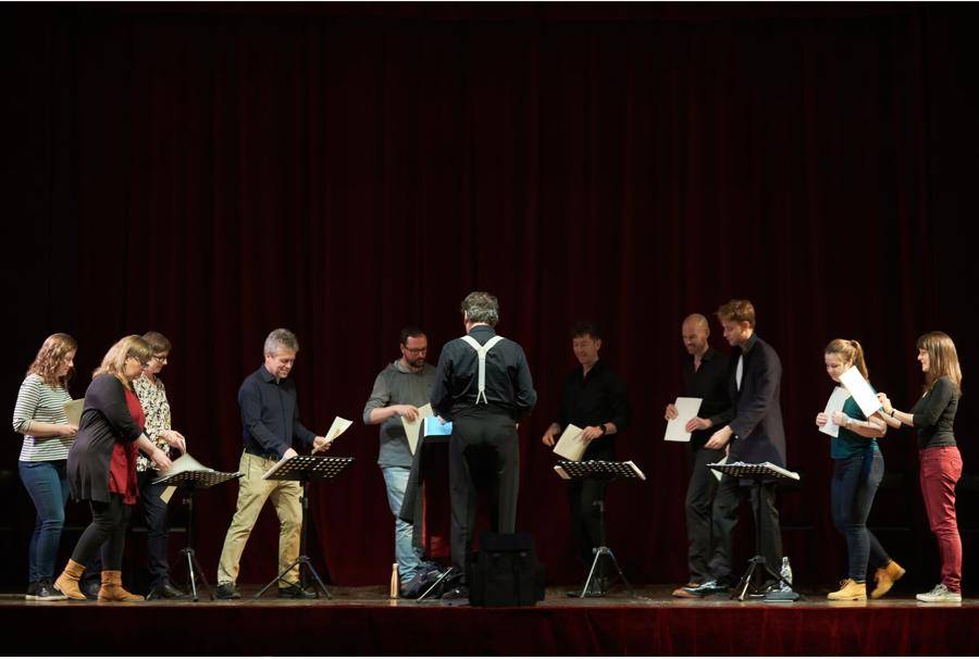 从牛津大学学生到世界顶尖合唱团半个世纪寻找理想的声音