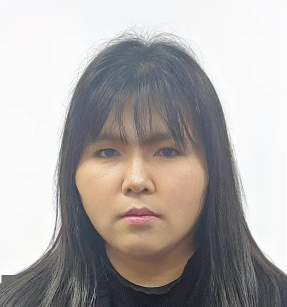 她是彭晓燕,是两个男孩子的妈妈,是小学部的一名生活教师,也是小学部