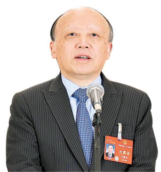 第三场"代表通道"上 6位代表的话温暖有力_教育_马秀英_服务