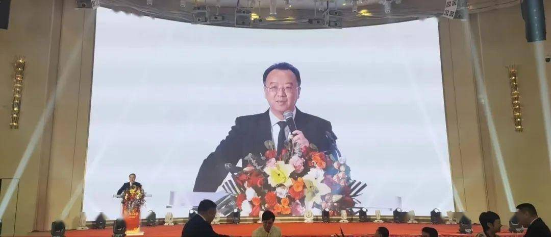 深圳市重庆商会2024年年会暨第三届第四次会员大会隆重举行