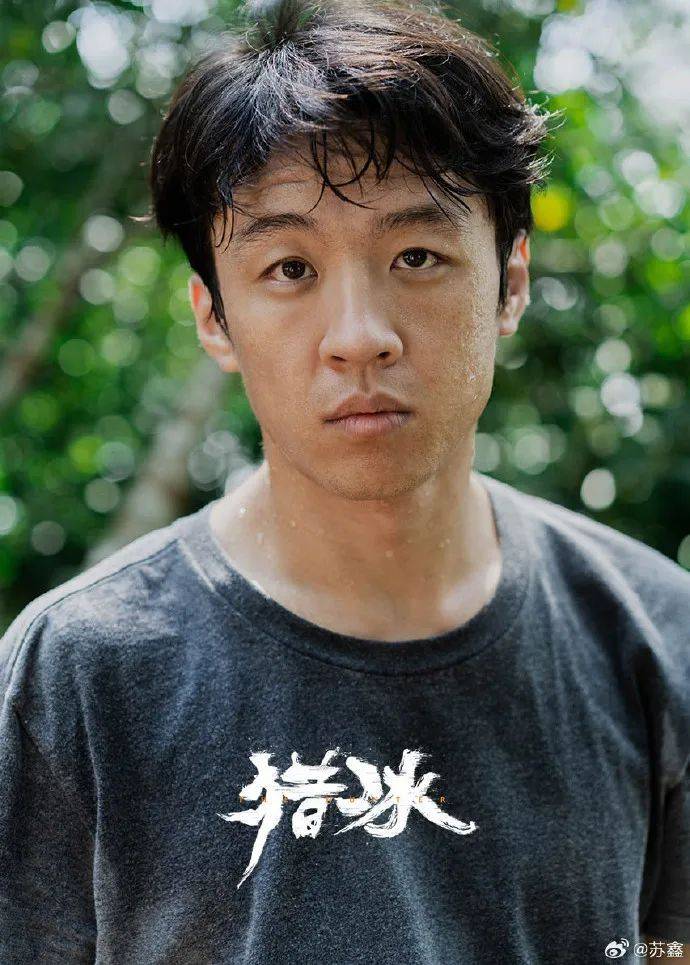 段明宏(苏鑫饰演)福平市公安局禁毒支队"顶梁柱",身经百战,经验丰富的