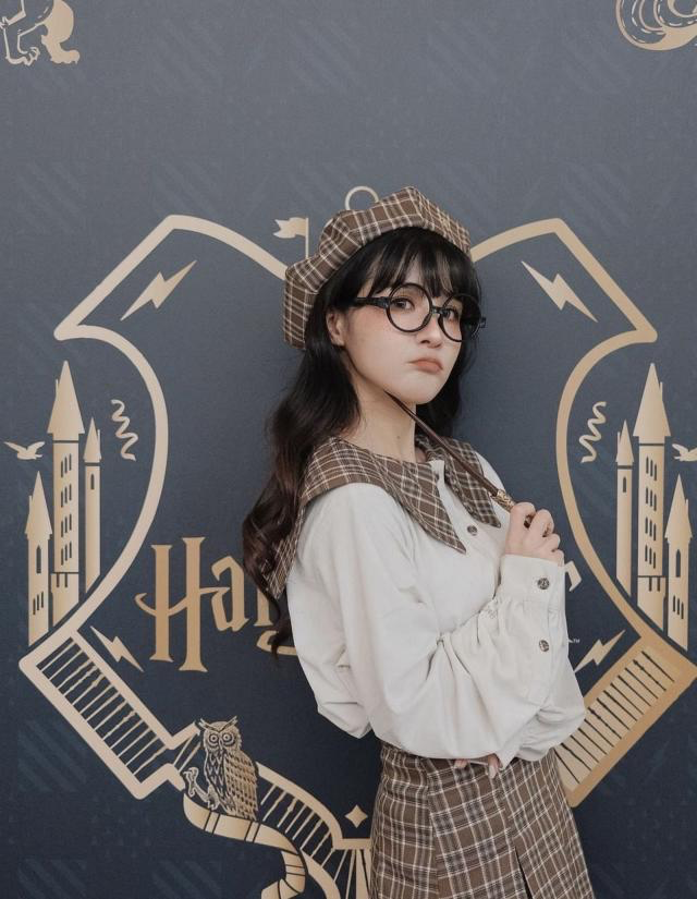 知名歌手妻子涉毒被捕!最新回应_阿沁_花花_李汶静