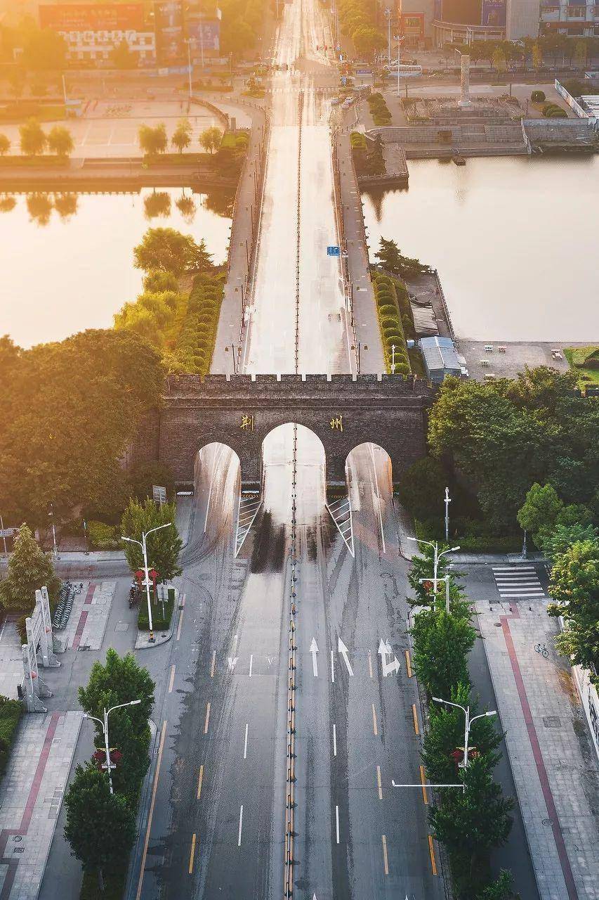 湖北荆州一座不服周的勇气之城