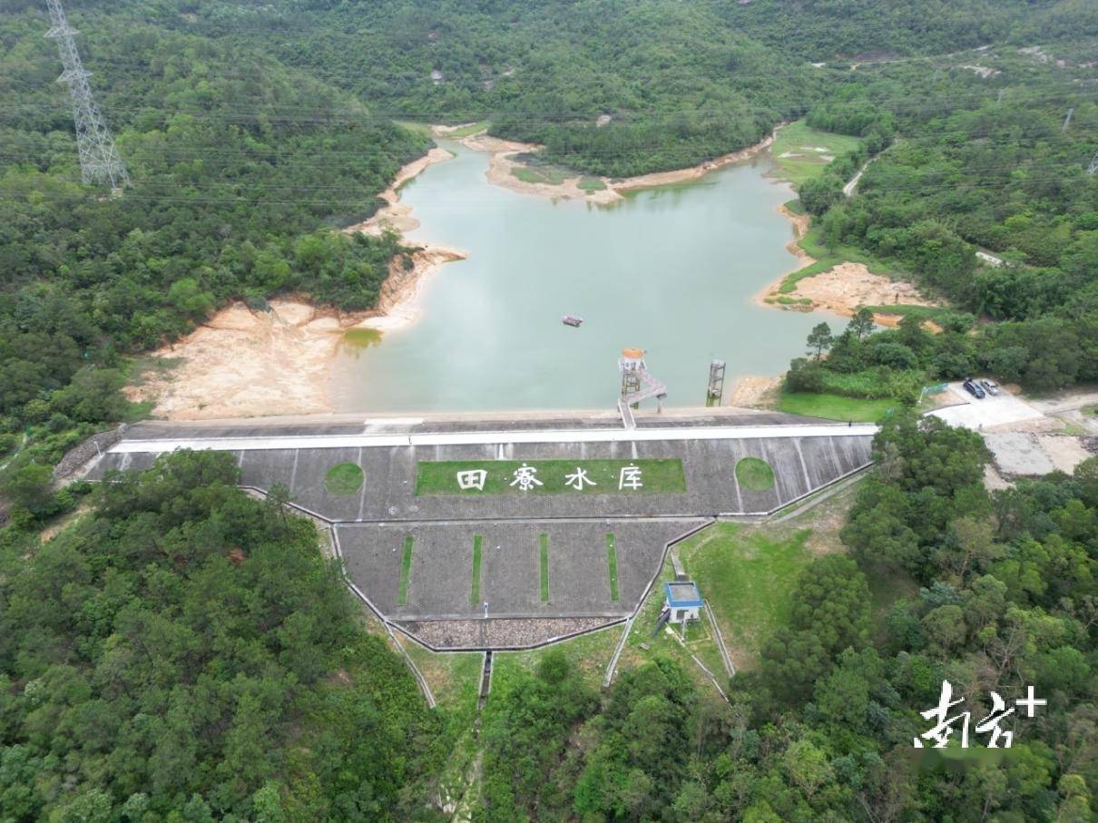 石岚水库图片