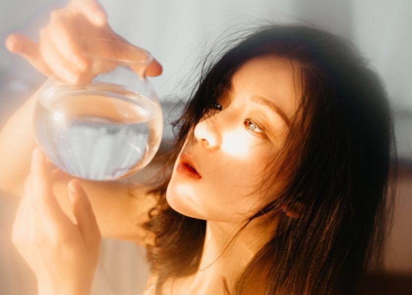 最具反差萌的星座看似高冷实则粘人