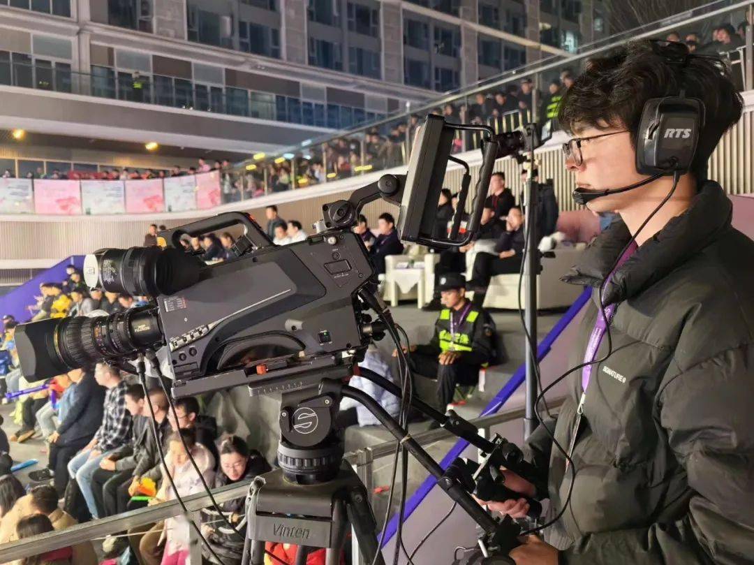 这一次,把课堂搬到"fiba"_实践_工作_转播