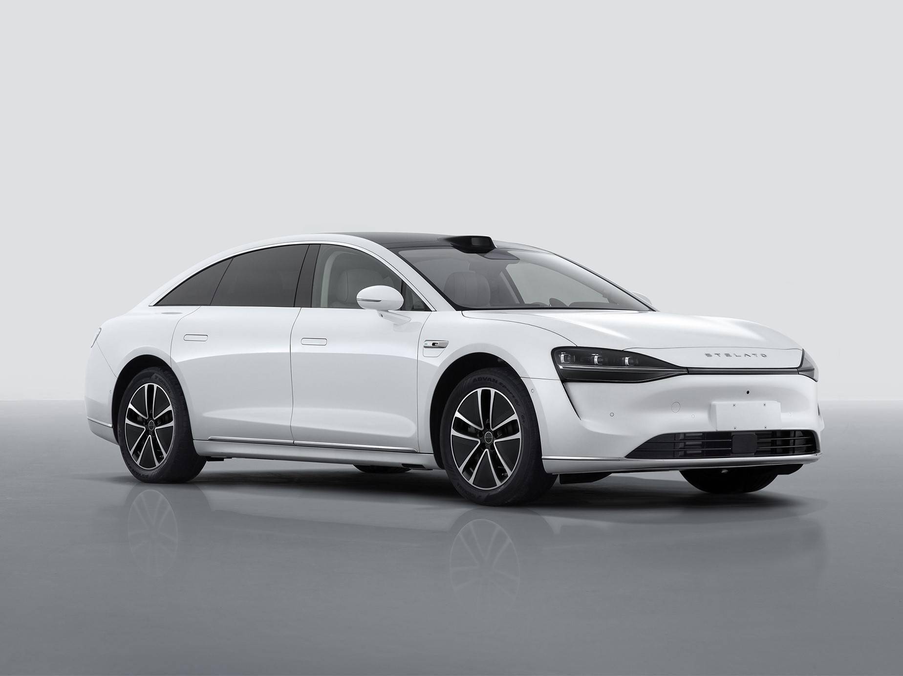 雷军呼吁共建更良性汽车市场舆论环境华为北汽享界s9曝光openai加持