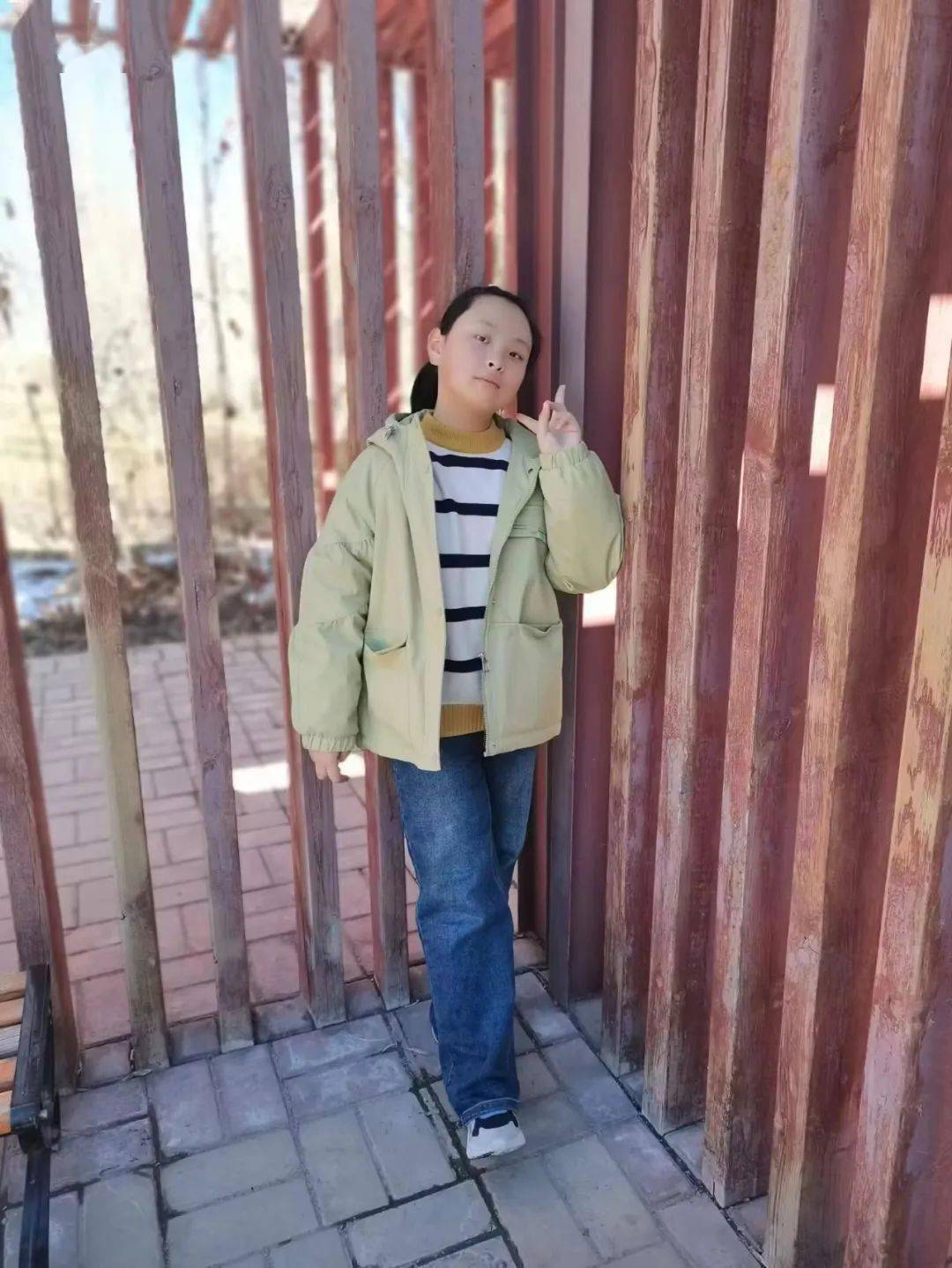 习作||极地海洋公园欢乐游_鲨鱼_西安_张璐瑶