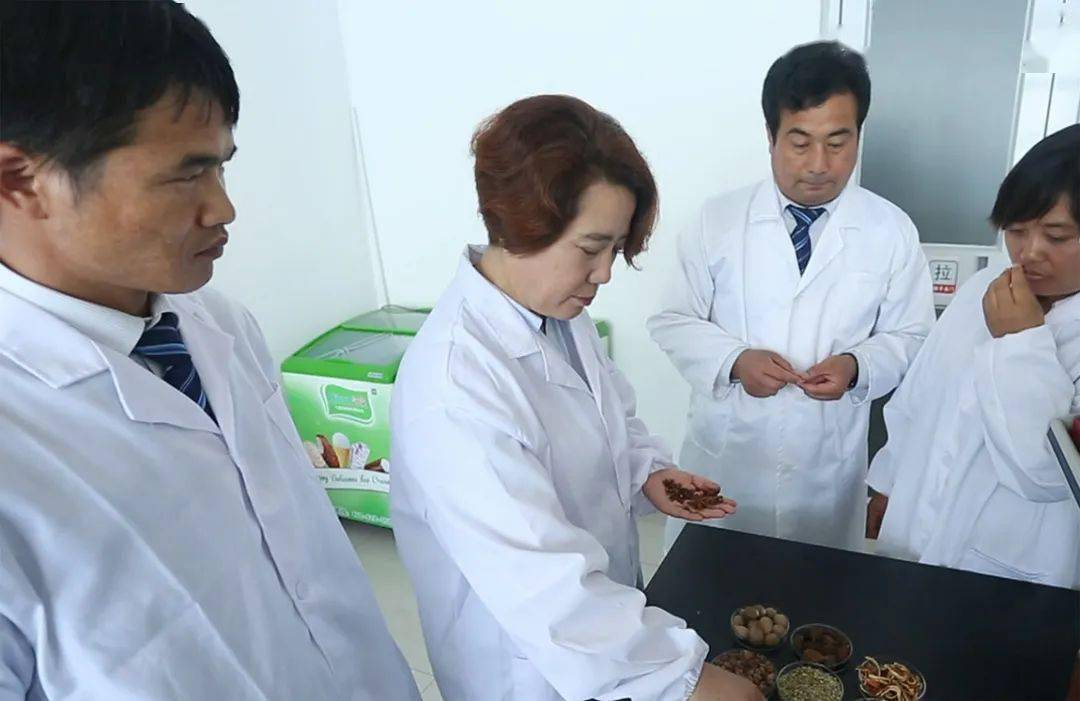 巾帼风采展致敬了不起的她菏泽双阳食品有限公司总经理韩继英