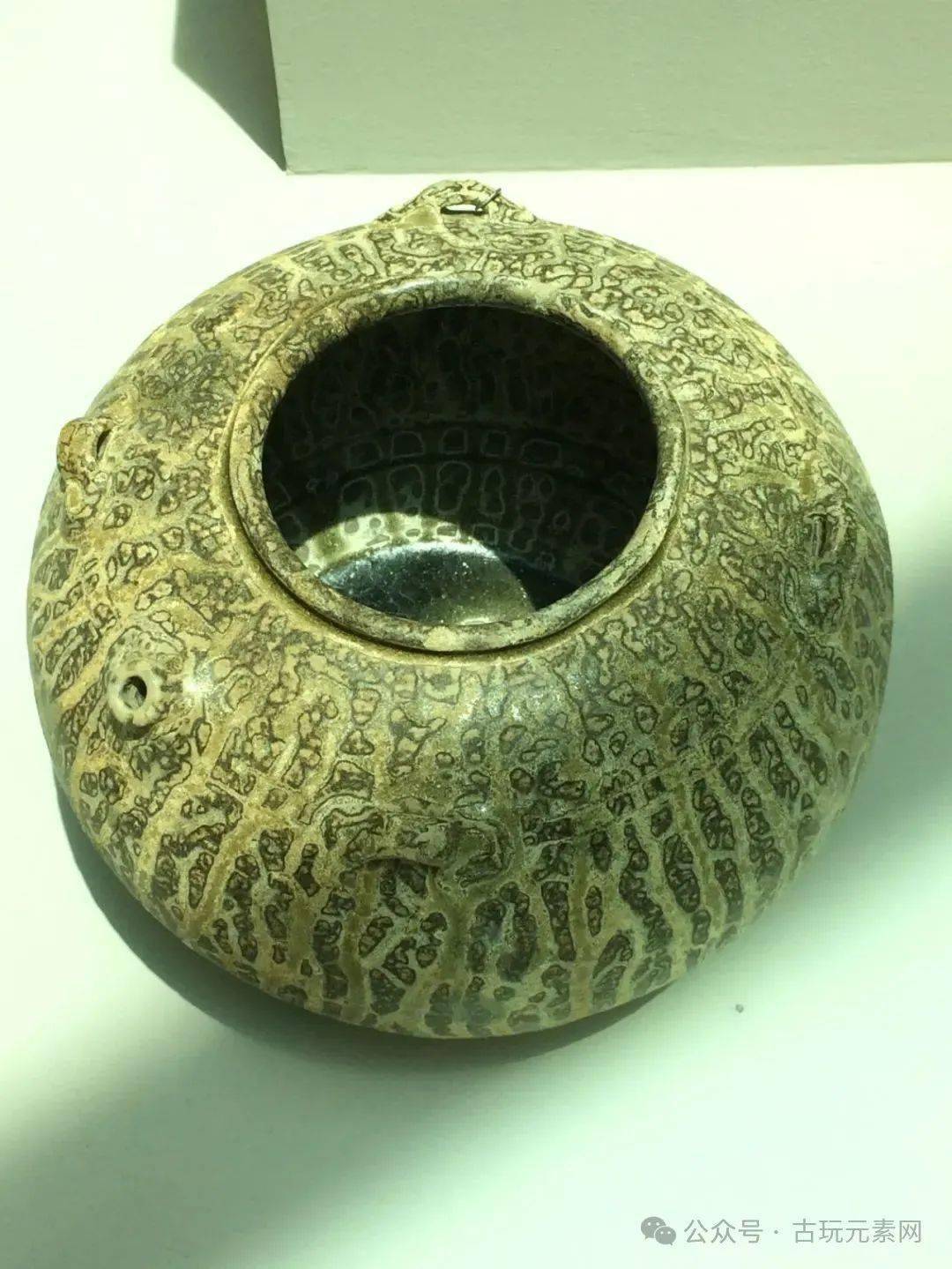 新加坡亚洲文明博物馆藏黑石号沉船的中国唐代瓷器