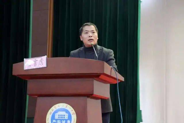 九江一中八里湖校区召开2024届初三百日冲刺誓师大会