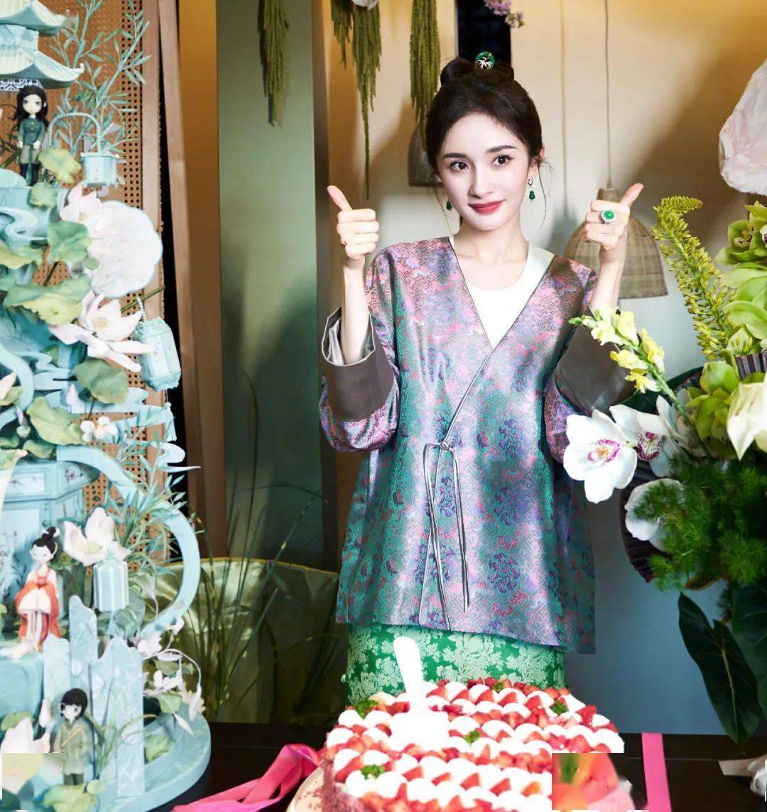 穿一次杨幂同款我被审美霸凌了