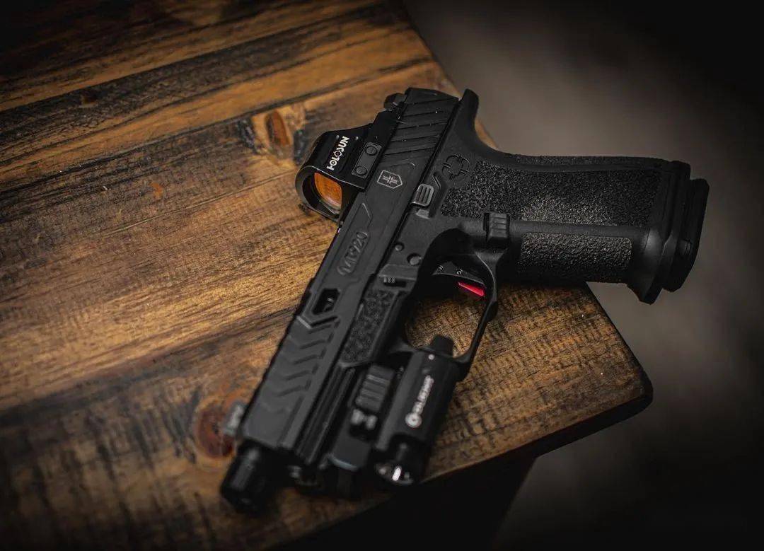 【枪迷极品摄影】沉醉于光影中的美 那些难以忘怀的小细节_视频_军事