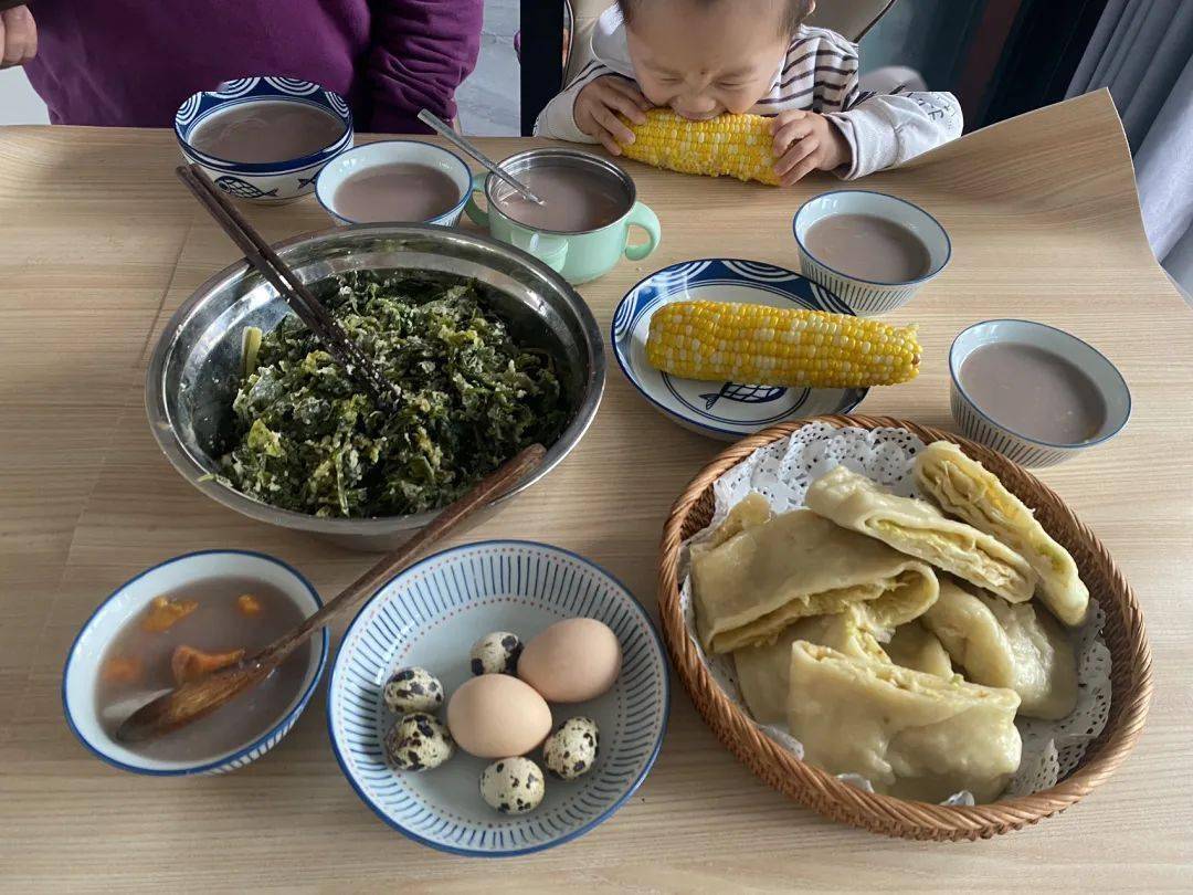 河南媳妇晒婆婆做的早餐