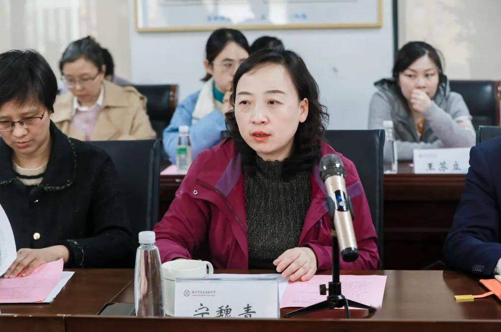 国家卫生健康委和联合国儿童基金会专家现场考察江苏省青少年心理健康