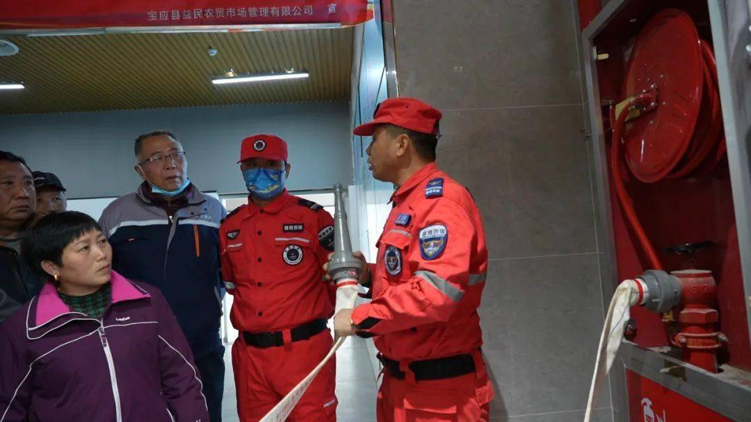 宝应雄鹰救援队举行"实兵"演练【附视频】