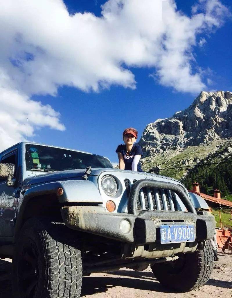 开牧马人的女神们 !