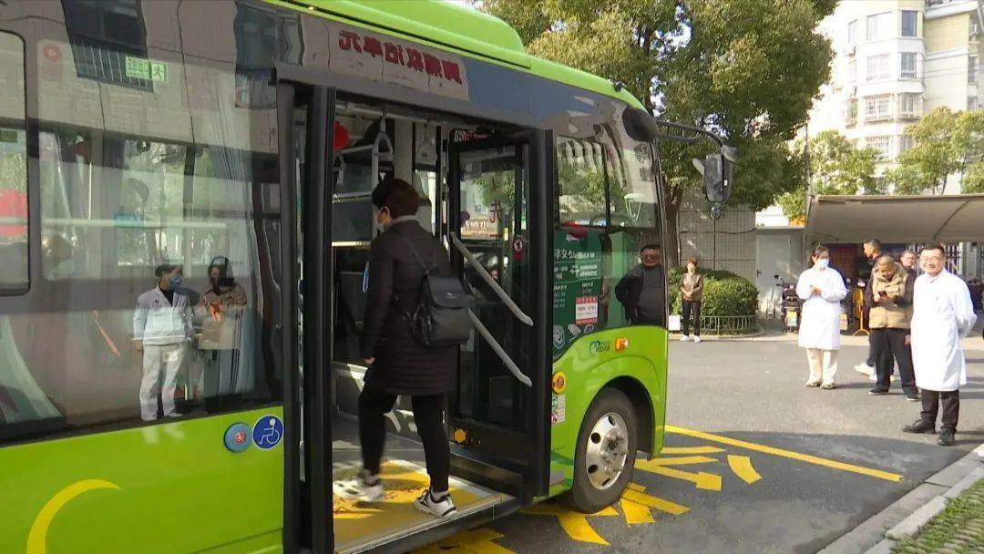 公交多跑路病人少跑腿嘉兴这趟微公交实现双向转诊