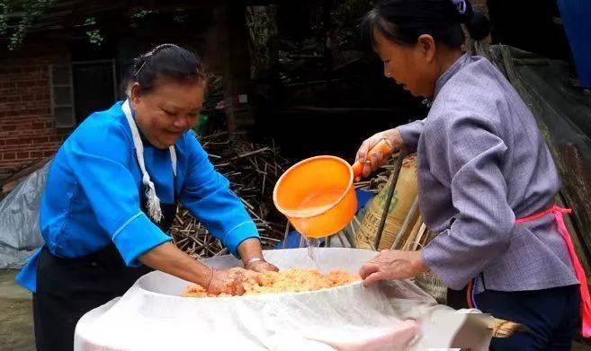 在博物馆里沉浸式观影,让亲子时光更有意义_简介_影片_服饰