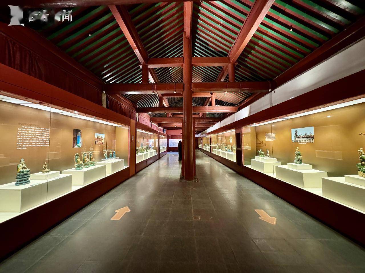 沈阳故宫推出琉璃艺术展