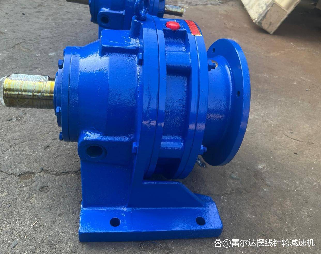 bwd332915kw摆针减速机带变频电机bwd3329185