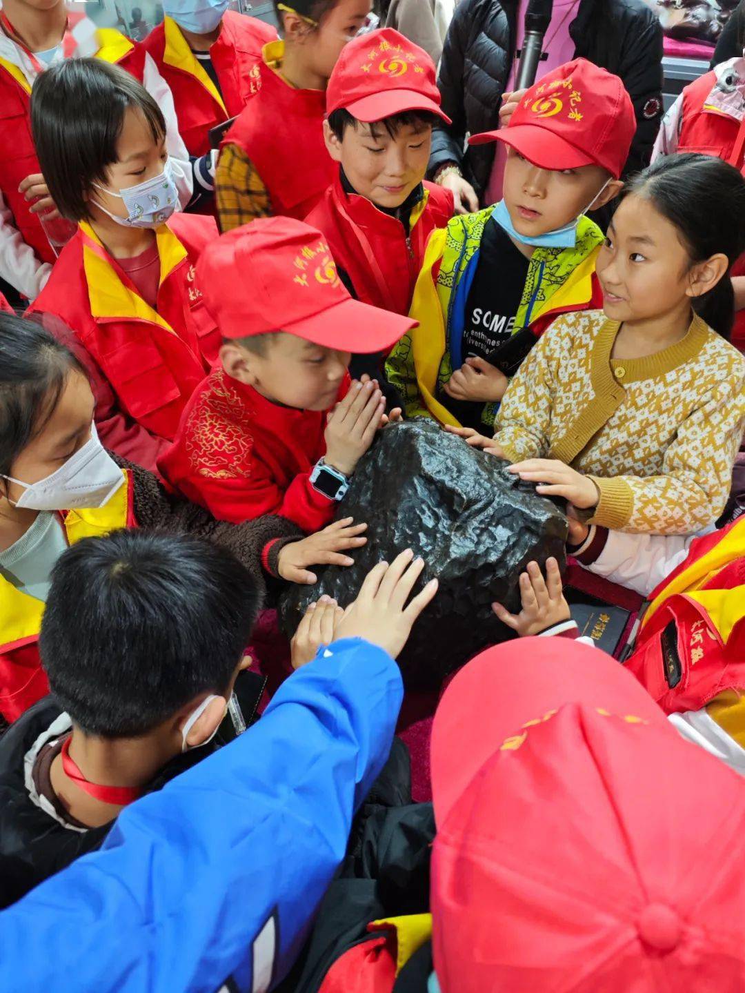 走进馒头王国体验小小火车司机探秘大河村遗址博物馆小记者一周活动